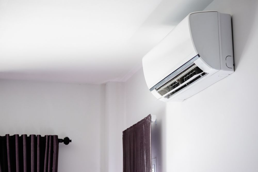 Window vs Split-Type Aircons in the Philippines: Which Is Better for Your Room?